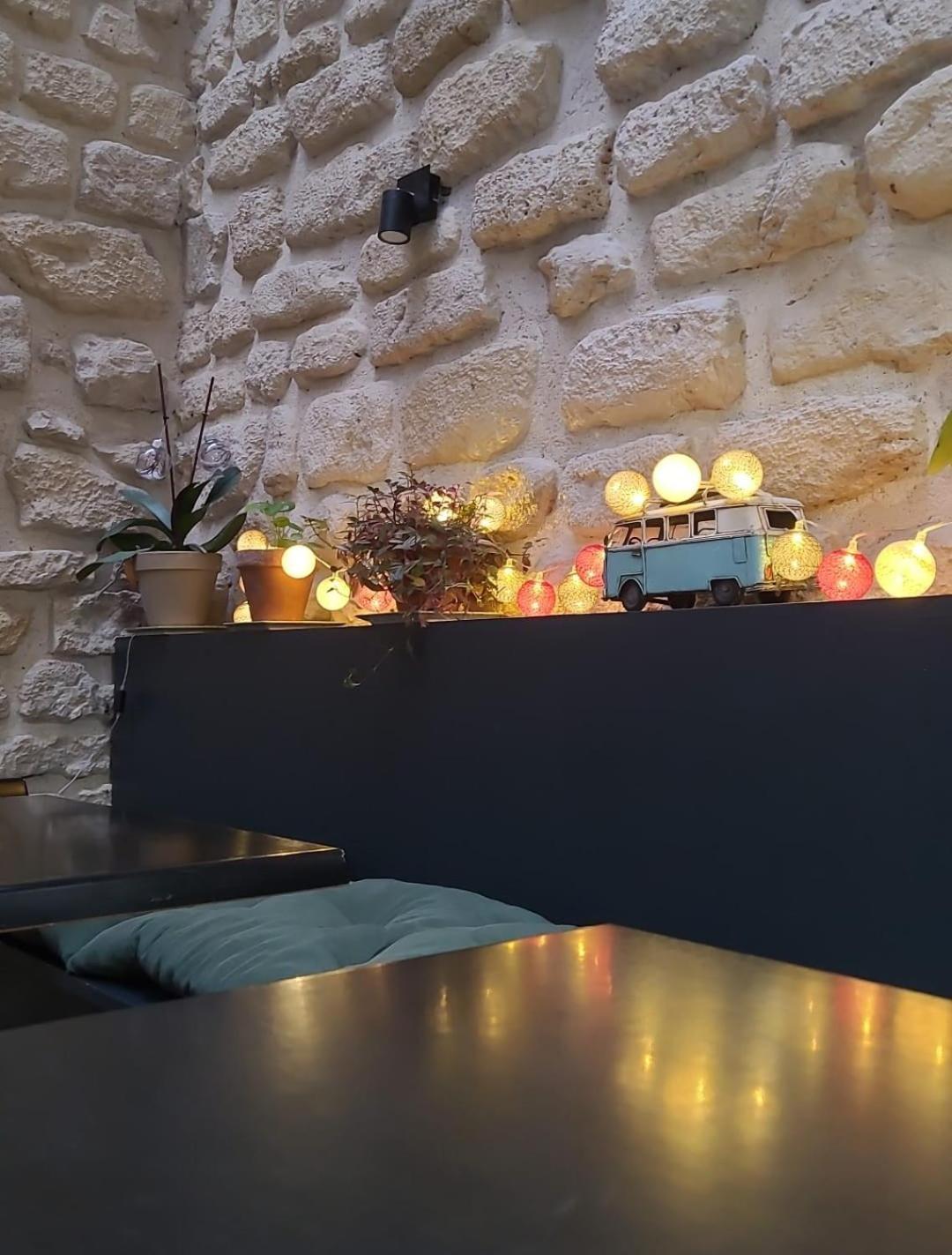 Plug Inn Montmartre By Hiphophostels Παρίσι Εξωτερικό φωτογραφία